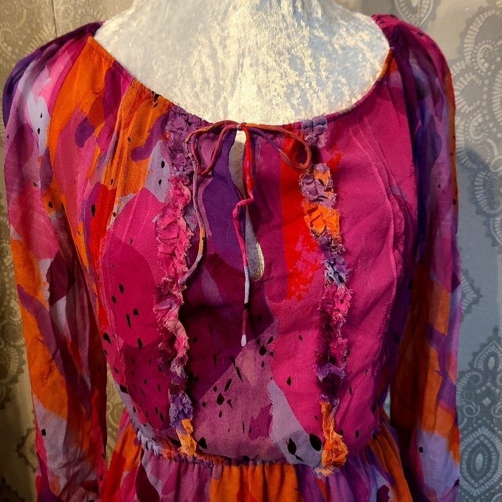 💗💗💗 💯 Silk DVF Dress 👗 - Picture 4 of 12